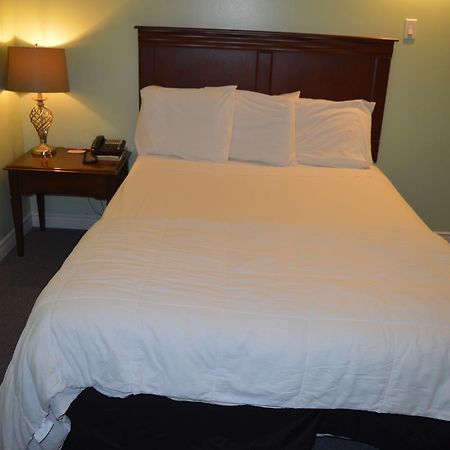 Parkview Motel Γκελφ Εξωτερικό φωτογραφία
