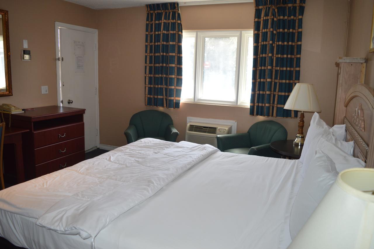 Parkview Motel Γκελφ Εξωτερικό φωτογραφία